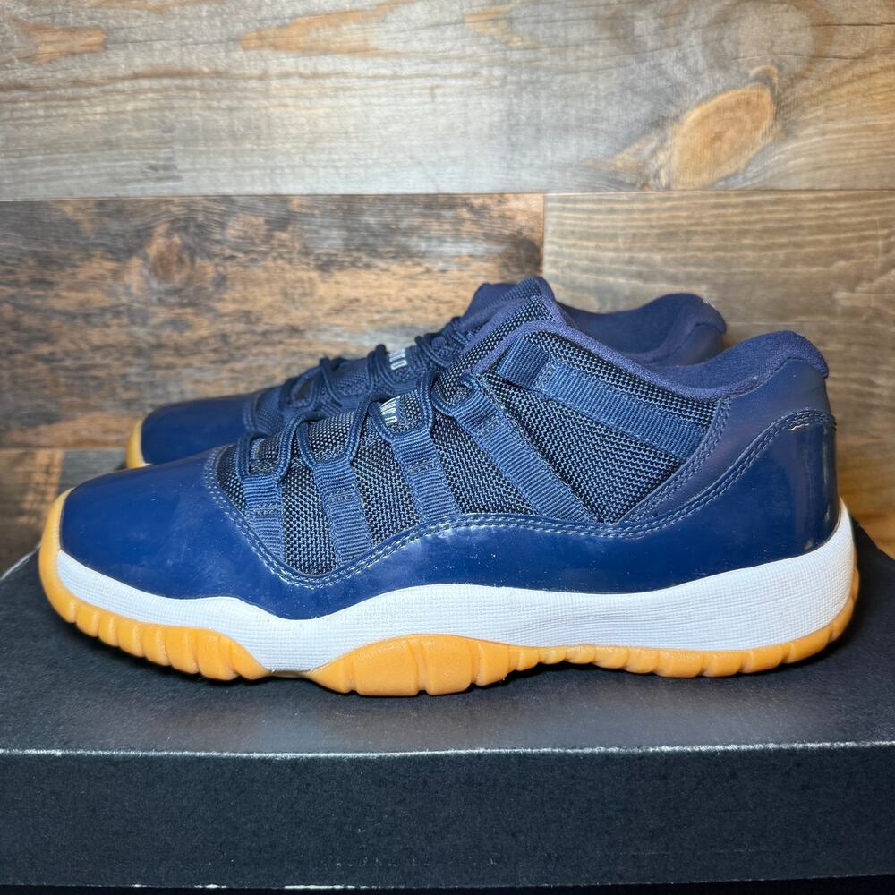 Jordan 11 Midnight Navy Gum Youth Sneakers - Size 7